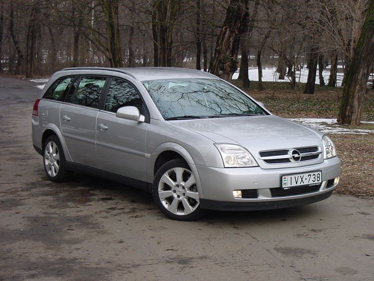 Teszt: Opel Vectra Caravan 3.0 CDTI Elegance – Hotel Vectra 25