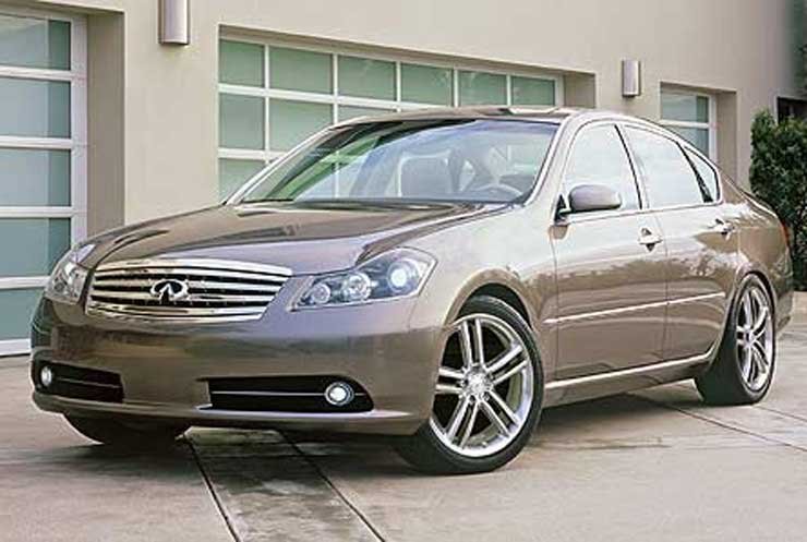 Sávfigyelő rendszer a Nissan-tól 