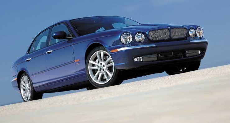 6426_62198_1000x700.jpg | Vezess | Vezess A 2004-es XJ, az 2003-as XK 8 és az S-Type váltója is meghibásodhat