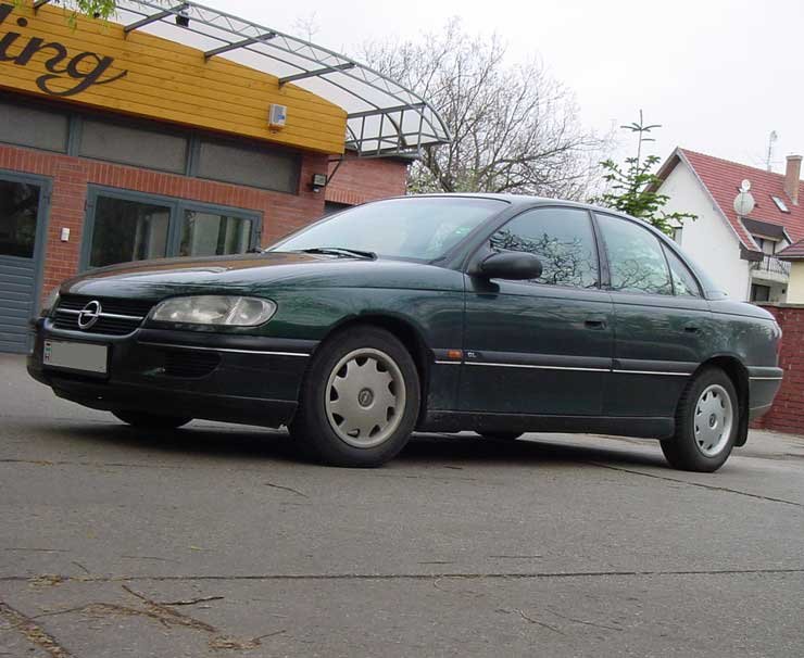 Használt autó: Opel Omega B 12