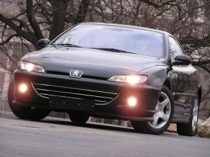 Teszt: Peugeot 406 Coupe 3.0 V6 - A látszat csal