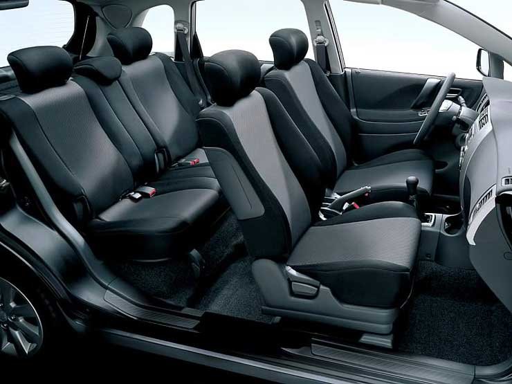 A Liana felszereltsége is gazdagodott - szériatartozék az oldallégzsák