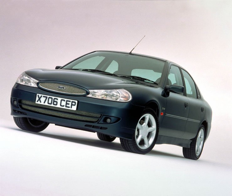 Használt autó: Ford Mondeo 1993-2000 30