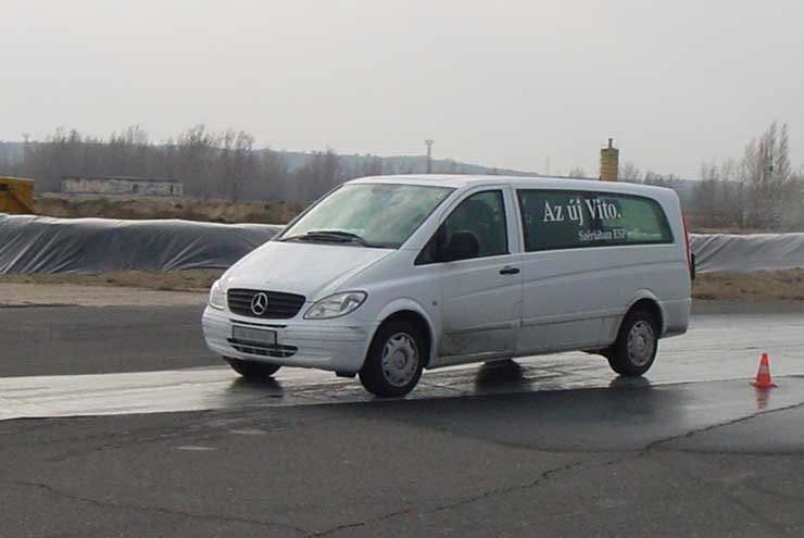 Mercedes Vito vezetéstechnika 10