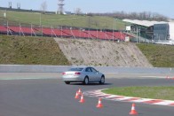 Vezettük: Audi A8 Driving Experience 30