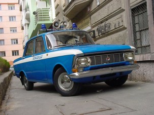 Moszkvics 407 és 412 - Rendőrnek lenni jó!