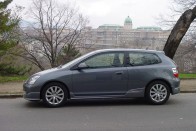 Teszt: Honda Civic 1.4i Sport – Vadítás lóerők nélkül 57