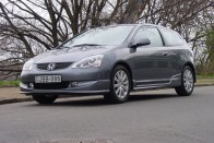 Teszt: Honda Civic 1.4i Sport – Vadítás lóerők nélkül 58