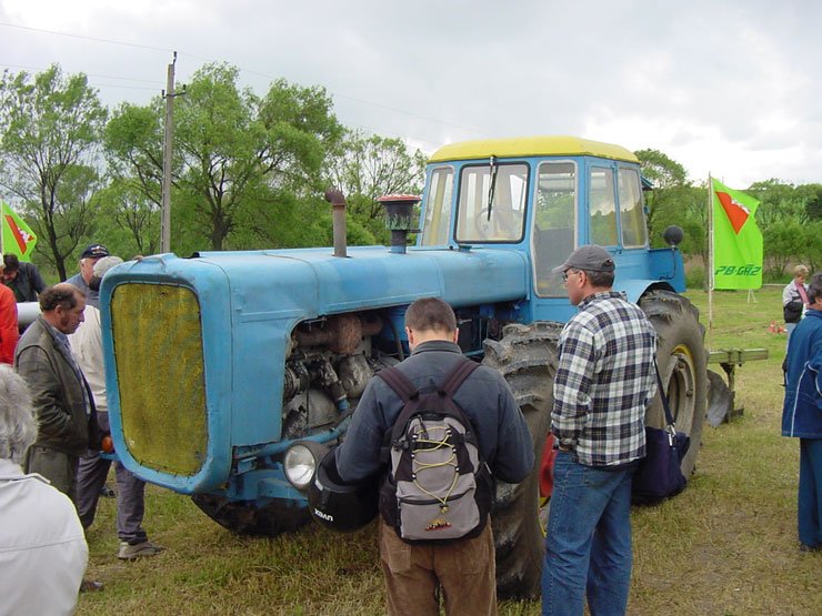 Bokori Traktormajális 54