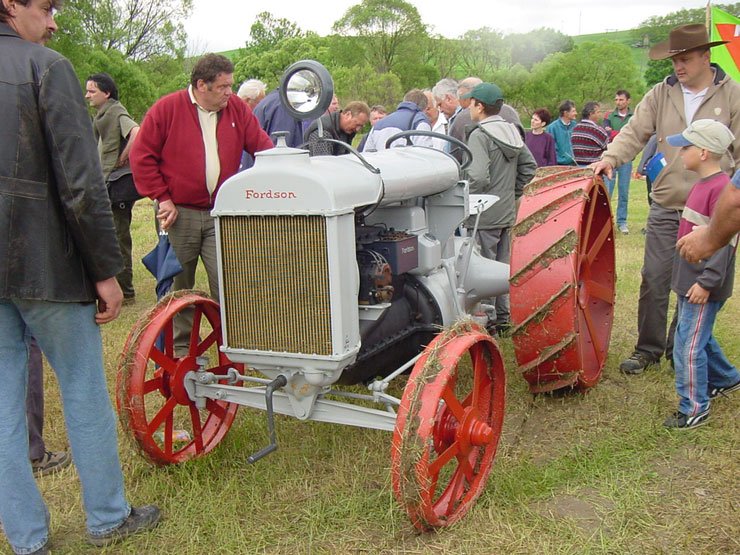 Bokori Traktormajális 77