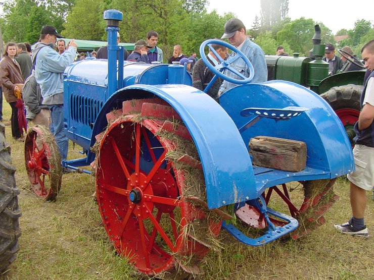 Bokori Traktormajális 81