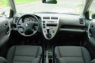 Teszt: Honda Civic 1.7 CTDI 2004 – Fekete bárány 35