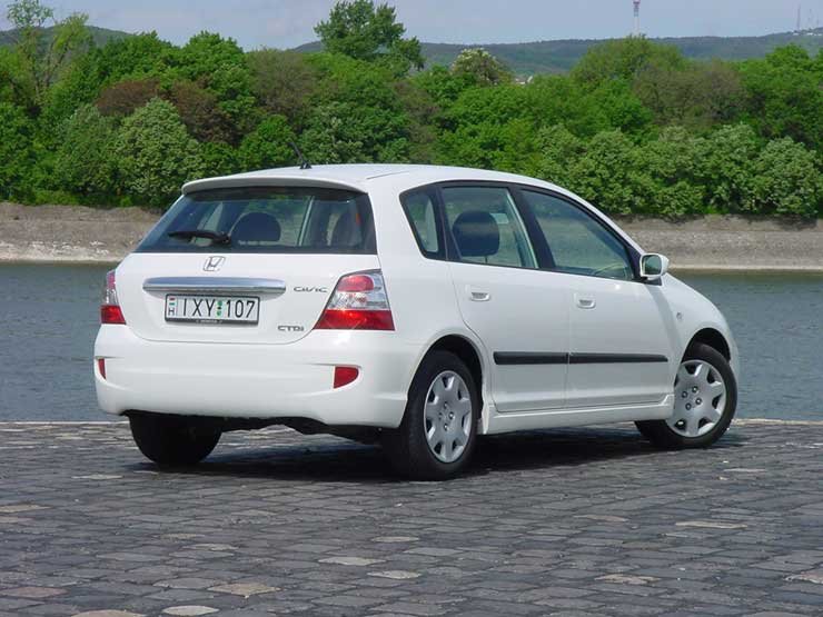 Teszt: Honda Civic 1.7 CTDI 2004 – Fekete bárány 17