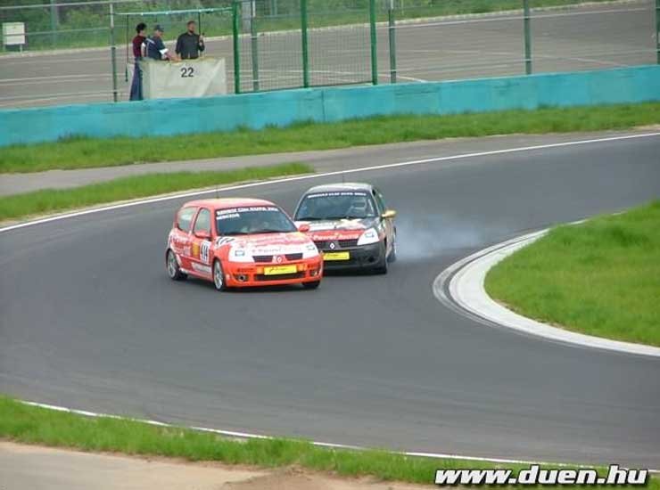 Koccanásokból, lökésekből a mostani hétvégén is sokat láthattunk