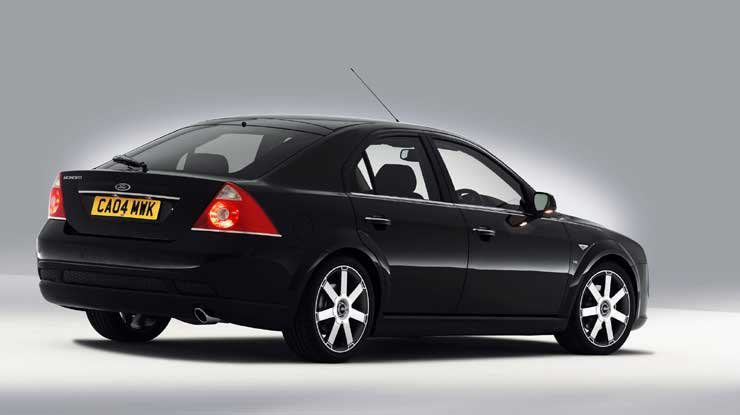 A Titanium X limitált darabszámban és kizárólag a két új motorral készül majd