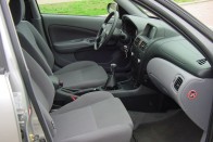 Teszt: Nissan Almera 1.5 dCi  – Szép tegnap 55