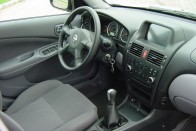 Teszt: Nissan Almera 1.5 dCi  – Szép tegnap 56