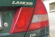 Használt  autó: Mitsubishi Lancer 1996-2003 26