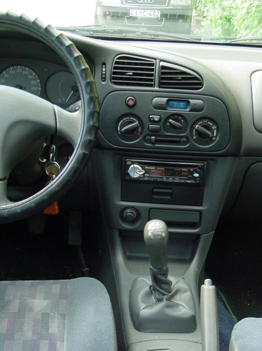 Használt  autó: Mitsubishi Lancer 1996-2003 19