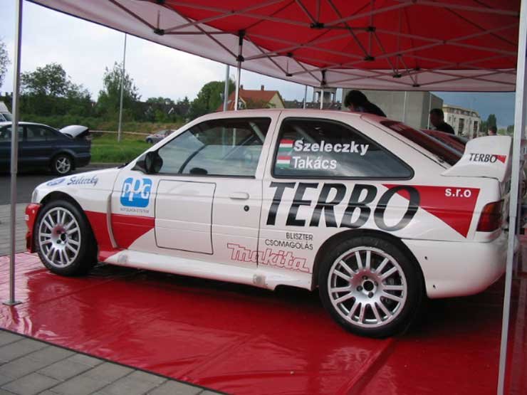 Szelczky Tamás Ford Escort WRC versenyautó bemutatój a Győri Autószalon egyik látványossága volt