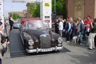 Hétvégén Pécsre mennek az oldtimer Mercedesek 29