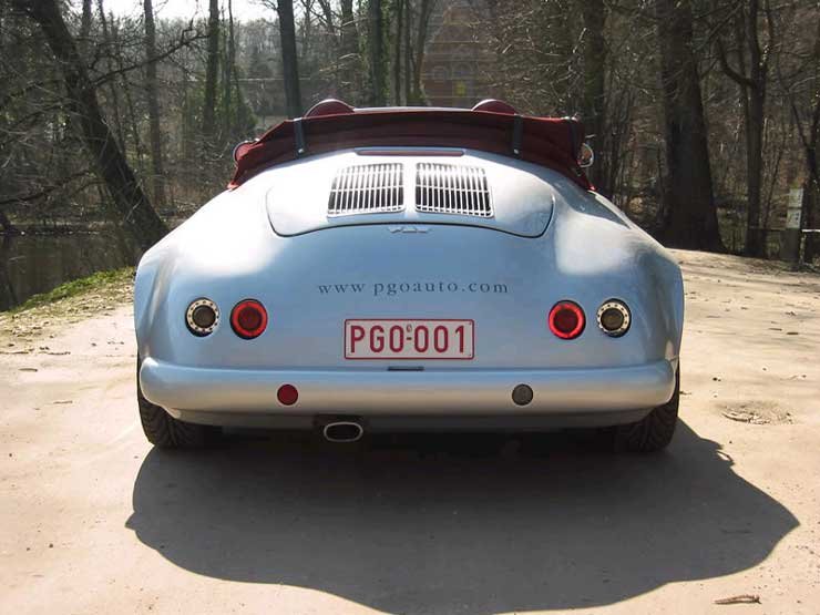 Peugeot motorral éledt újjá a Porsche 356-os. Az egy tonnánál könnyebb autó 200 feletti tempót tud