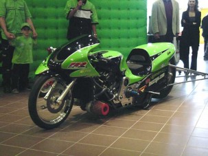 Gyorsít a Kawasaki