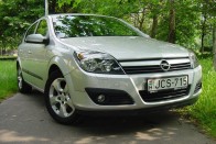 Teszt: Opel Astra H 1.8 Sport – Teljesíthető küldetés 34