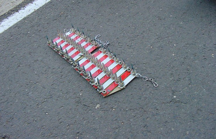 Az útzárból kitörő fogak cserélhetők