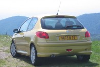 Vezettük: Peugeot 206 1.6 HDi – Feltűnő nyomaték 19