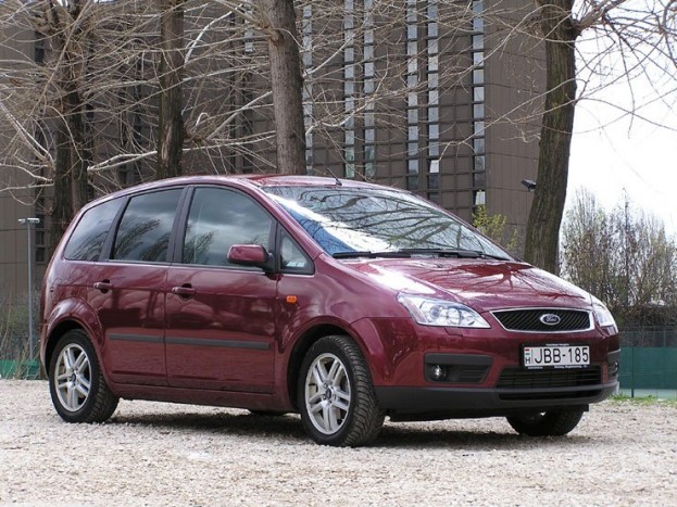 Focus C-max a Start autós magazinban