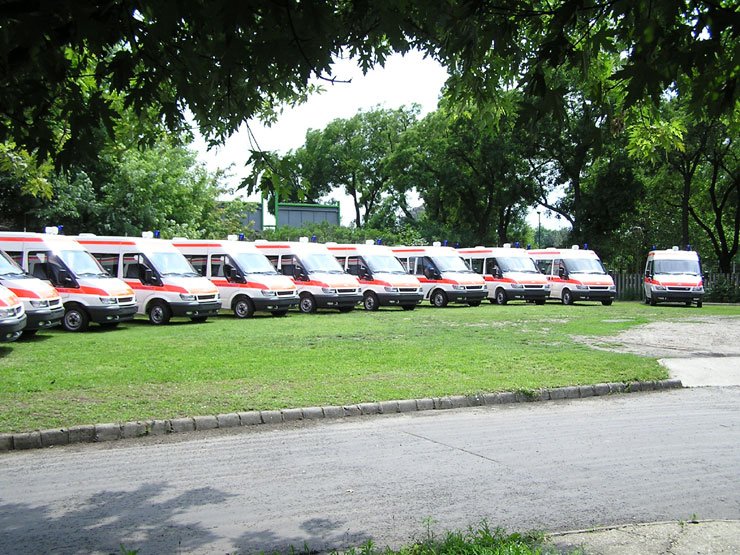 260 új mentőautóval bővül a szolgálat állománya, mintegy 2,6 milliárd forint értékben