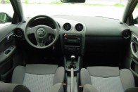 Teszt: Seat Ibiza 1.4 16V Xenon Sport – Adrenalin zóna adagban 27