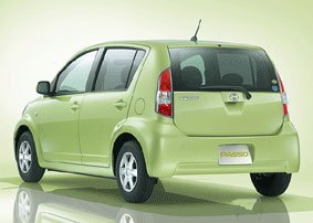 Csakis Japánban árulják az 1,0 és 1,3 literes motorral választható párost