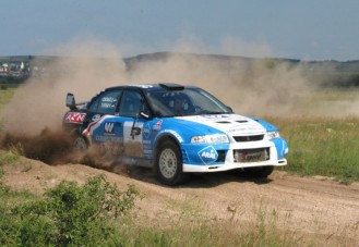 Teszten a Mitsubishi EVO VI és az Ignis Super 1600