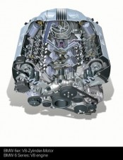 A Priusé az Év Motorja cím