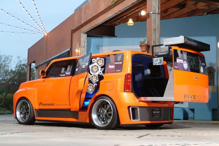 Scion Wide Body Xb – Mobil zenedoboz 14