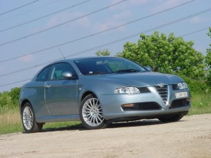 Teszt: Alfa GT 2.0 JTS - Felemás