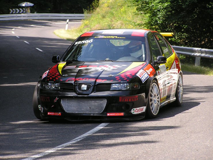 adRenaline Racing Team - Hegymenetben