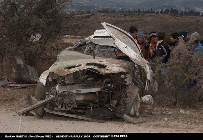 Markko Martin ezúttal is pont nélkül távozik. Hihetetlen de szinte sértetlenül szálltak ki az összetört Focusból