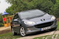 Teszt: Peugeot 407 Symbole 2.0 HDi - Mindent a szemnek!