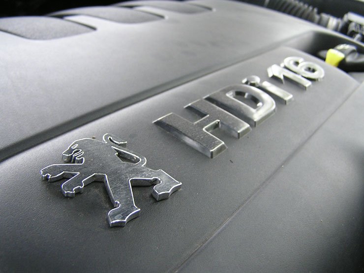 Teszt: Peugeot 407 Symbole 2.0 HDi – Mindent a szemnek! 20