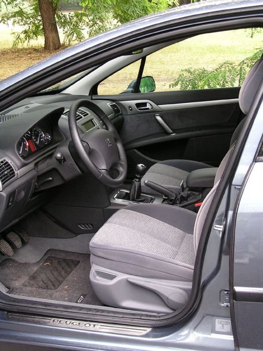 Teszt: Peugeot 407 Symbole 2.0 HDi – Mindent a szemnek! 26