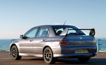 320 lóerős lehet az új Lancer EVO