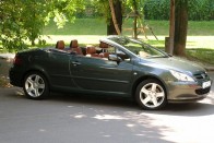 Teszt: Peugeot 307 CC – Nyitott formában 48