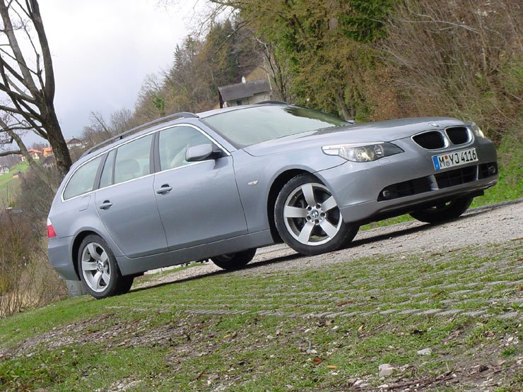 Vezettük: BMW 5 Touring – Kőművesek kíméljenek! 19