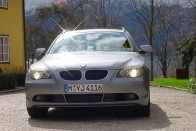 Vezettük: BMW 5 Touring – Kőművesek kíméljenek! 45