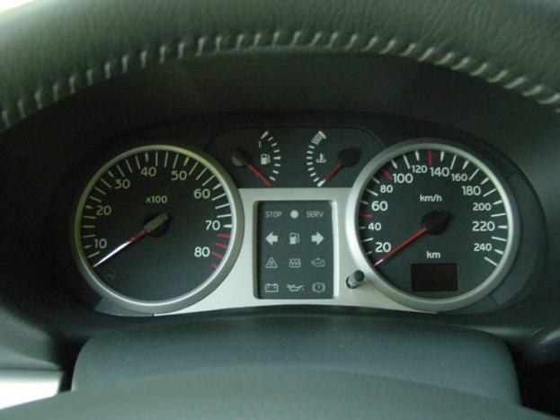 Teszt: Renault Clio Sport 2.0 16V – Napi adag 12