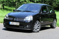 /Tesztautok/Renault/Clio_RS/P7010476.jpg