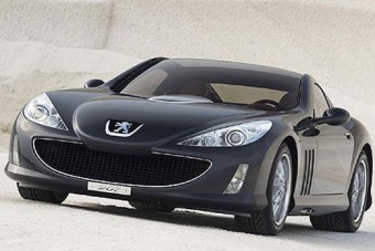 Peugeot parádé Párizsban